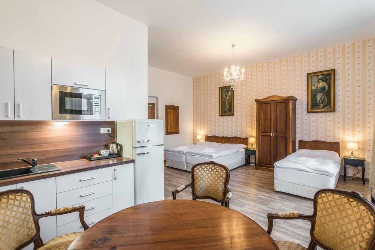 Retro Apartments Bosak Contactless Check-In Prešov Buitenkant foto