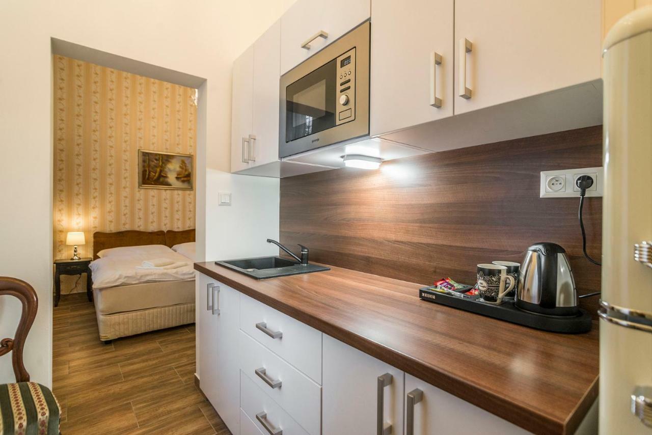 Retro Apartments Bosak Contactless Check-In Prešov Buitenkant foto